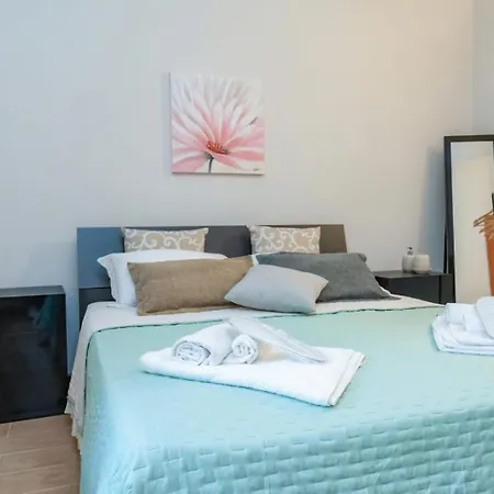 Bed and Breakfast Bonsai 3*